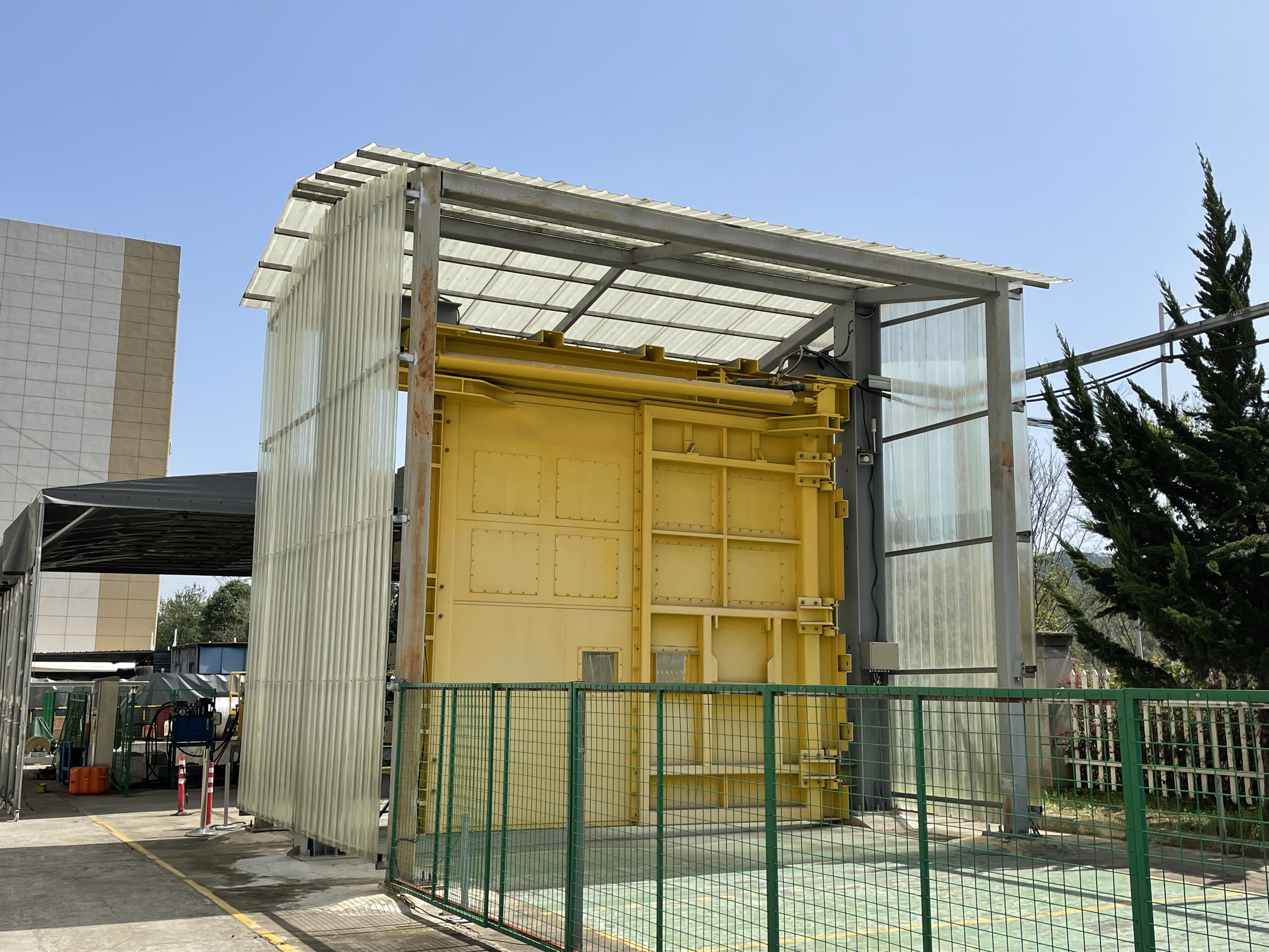Sistema de esclusa de aire subterráneo con puerta de ventilación hidráulica, neumática, manual y eléctrica